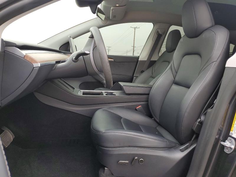 58719786 :رقم المزاد ، 7SAYGDEDXSF314294 vin ، 2025 Tesla Model Y مزاد بيع