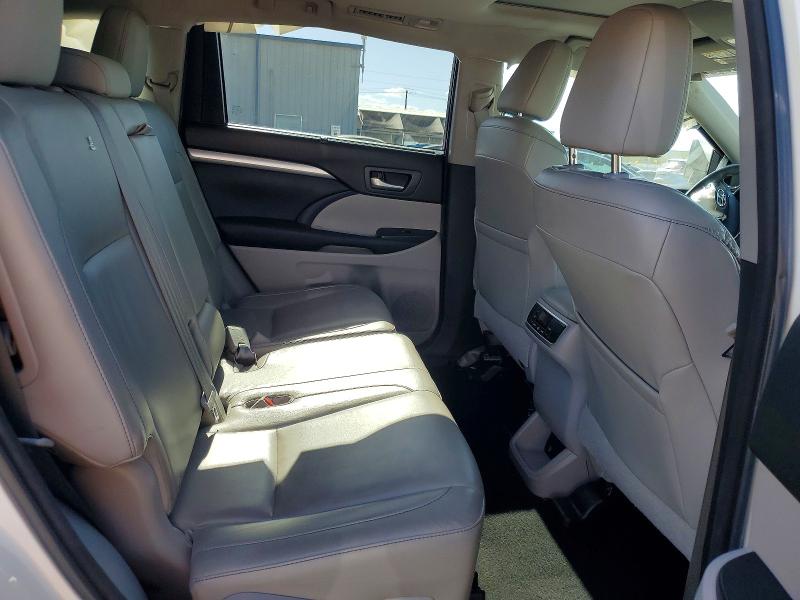 55792336 :رقم المزاد ، 5TDJKRFH8FS216670 vin ، 2015 Toyota Highlander مزاد بيع