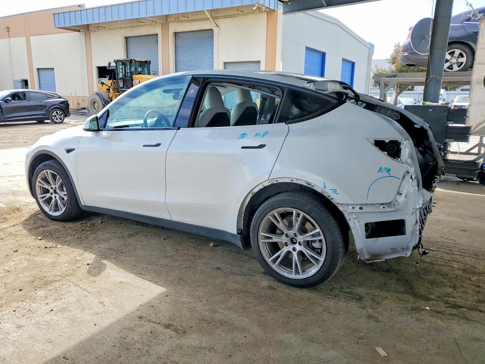 2023 Tesla Model Y მანქანა იყიდება აუქციონზე, vin: 7SAYGAEE8PF933507, აუქციონის ნომერი: 56528746