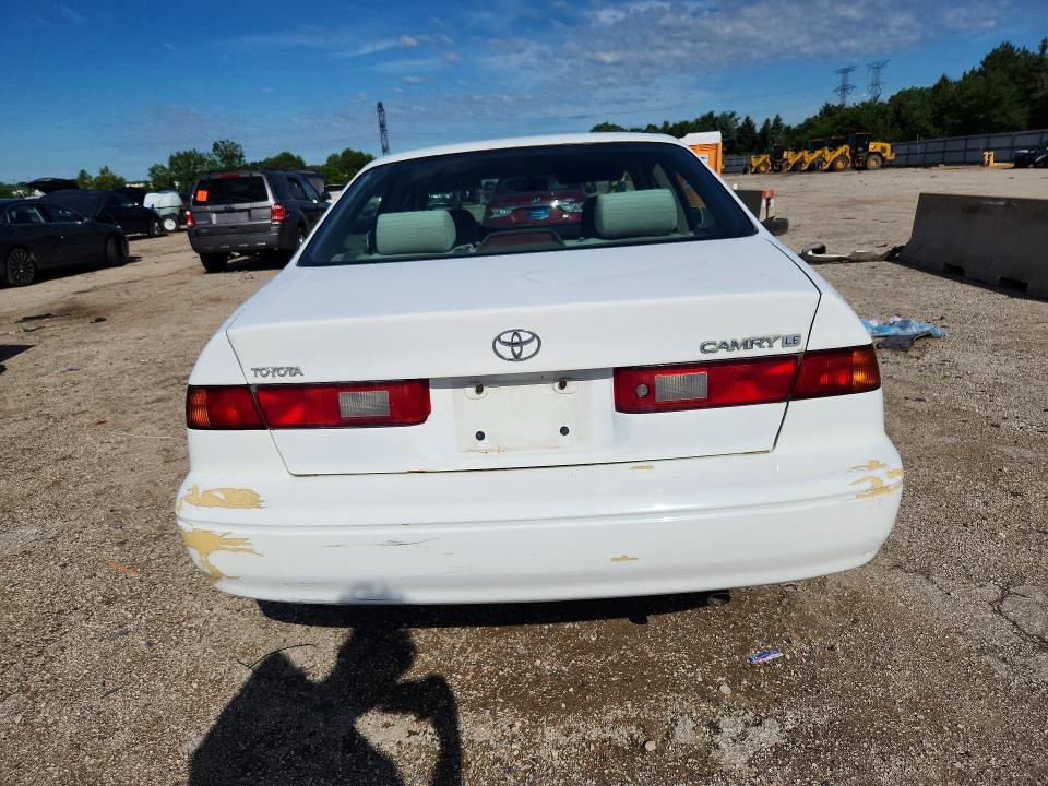58418116 :رقم المزاد ، 4T1BG28K7XU889481 vin ، 1999 Toyota Camry مزاد بيع