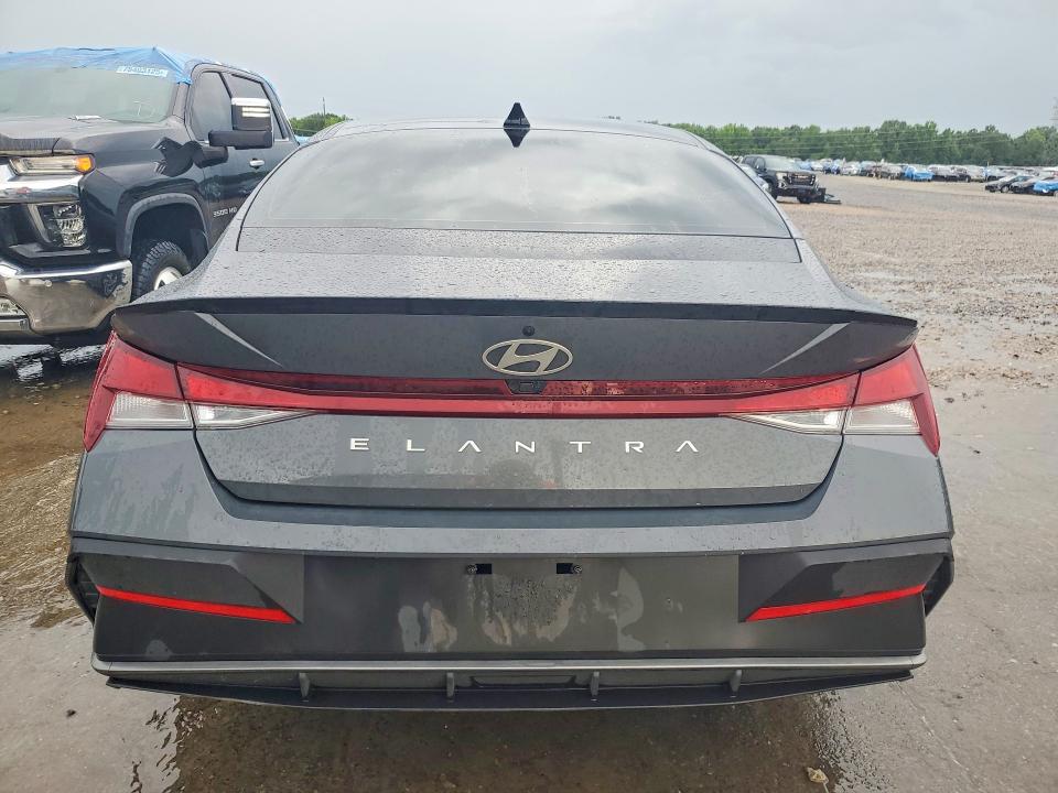 2025 Hyundai Elantra მანქანა იყიდება აუქციონზე, vin: KMHLM4DG8SU960884, აუქციონის ნომერი: 57148446