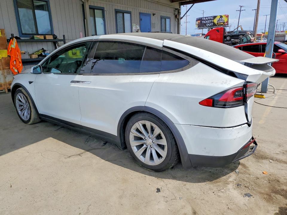 Продаж на аукціоні авто 2020 Tesla Model X, vin: 5YJXCAE28LF236553, номер лоту: 58467006