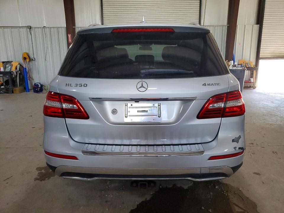 Продажа на аукционе авто 2015 Mercedes-benz Ml, vin: 4JGDA5HB5FA532795, номер лота: 55699406