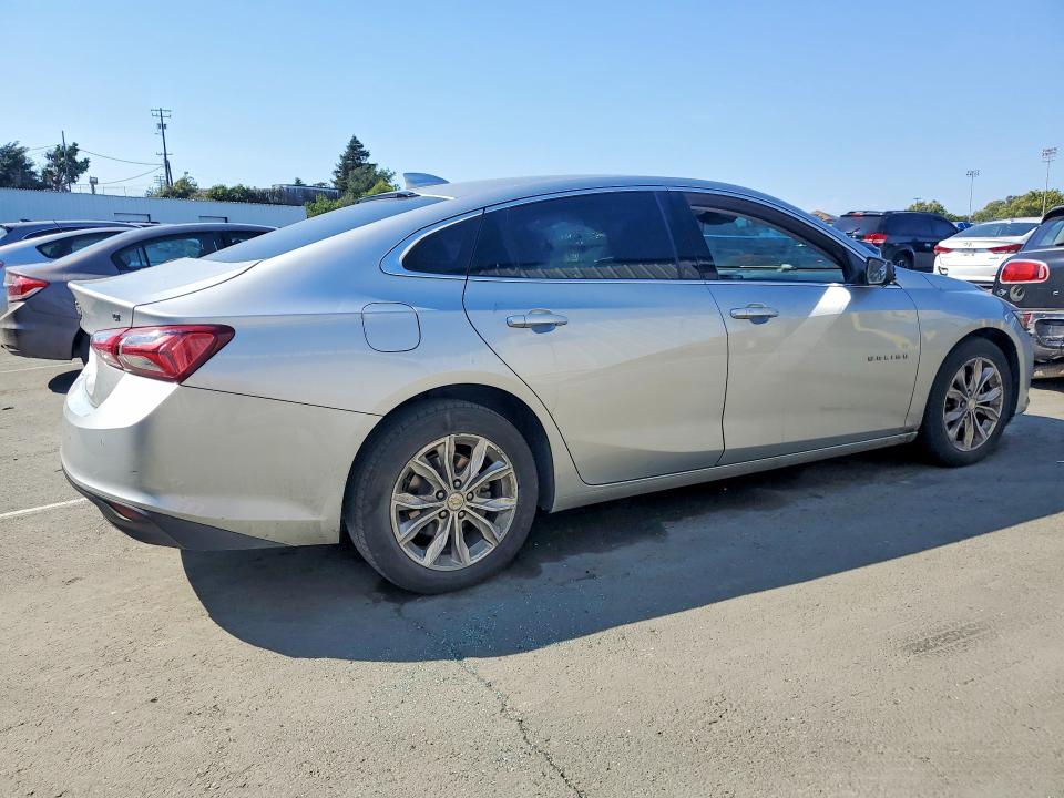 Продажа на аукционе авто 2021 Chevrolet Malibu, vin: 1G1ZD5ST7MF017504, номер лота: 57872036