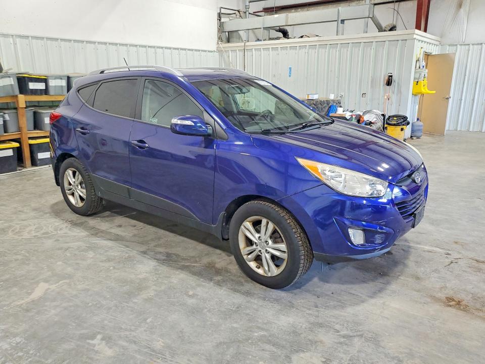 2013 Hyundai Tucson მანქანა იყიდება აუქციონზე, vin: KM8JU3AC7DU694120, აუქციონის ნომერი: 58752126