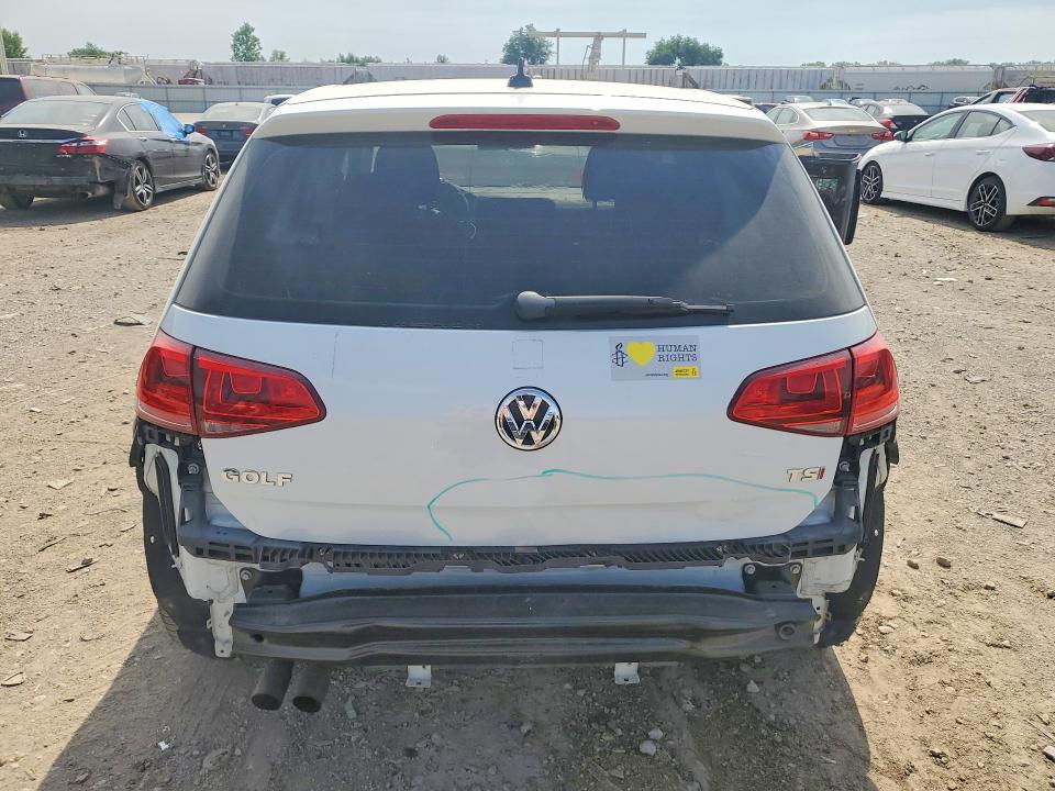 55338596 :رقم المزاد ، 3VW217AUXHM054704 vin ، 2017 Volkswagen Golf مزاد بيع