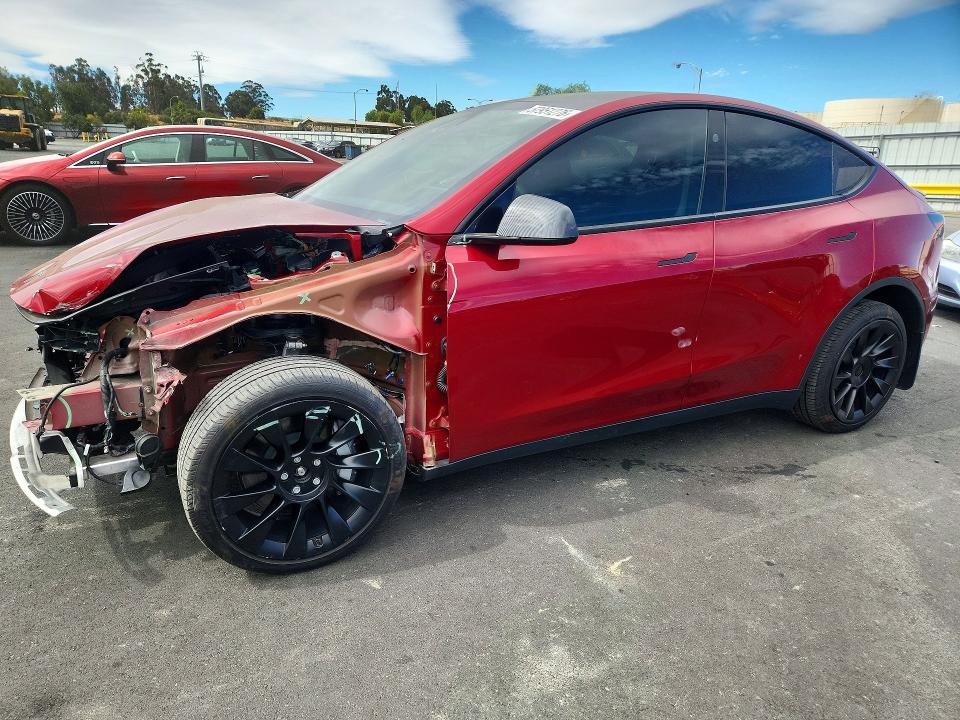 57951276 :رقم المزاد ، 7SAYGDEE0RF194637 vin ، 2024 Tesla Model Y مزاد بيع