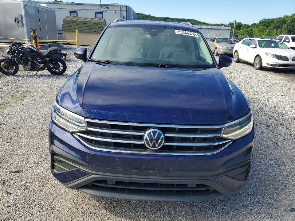 55066326 :رقم المزاد ، 3VV3B7AX2NM064607 vin ، 2022 Volkswagen Tiguan مزاد بيع