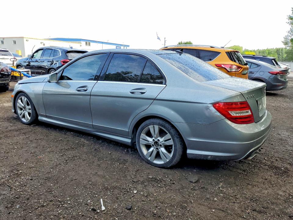 Продажа на аукционе авто 2012 Mercedes-benz C, vin: WDDGF8BB1CA605899, номер лота: 54964516