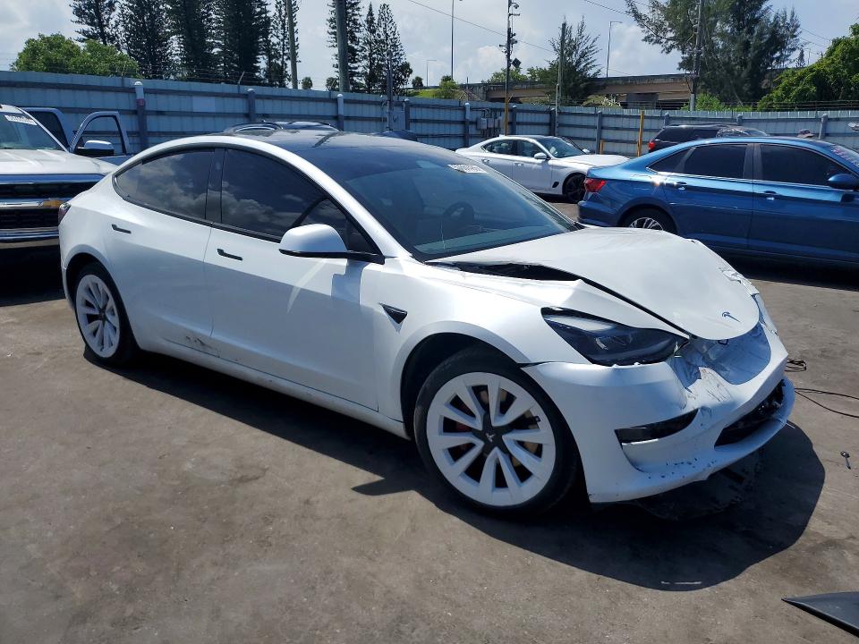 Продажа на аукционе авто 2023 Tesla Model 3, vin: 5YJ3E1EA3PF670241, номер лота: 57561486