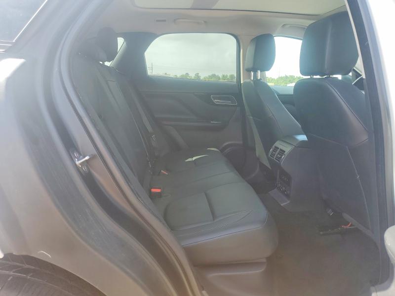 57491526 :رقم المزاد ، SADCJ2BV1HA074469 vin ، 2017 Jaguar F-pace مزاد بيع