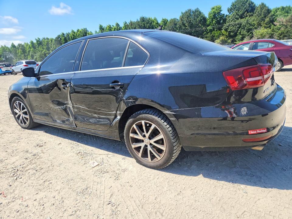 56586106 :رقم المزاد ، 3VWDB7AJ6HM311112 vin ، 2017 Volkswagen Jetta مزاد بيع