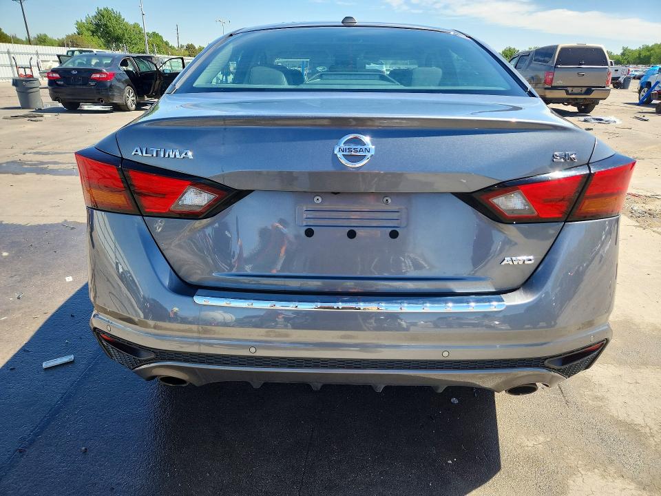 Auction sale of the 2020 Nissan Altima, vin: 1N4BL4CW2LC285817, lot number: 57624206
