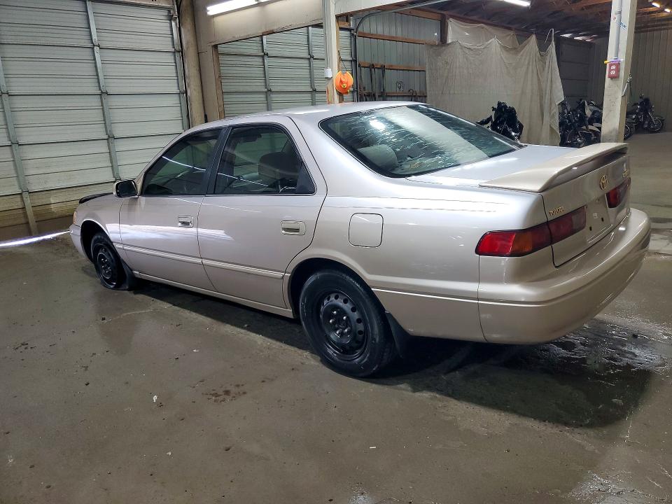 55026496 :رقم المزاد ، 4T1BG22KXXU449893 vin ، 1999 Toyota Camry مزاد بيع