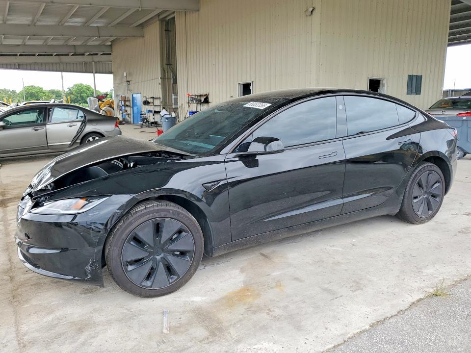 55852356 :رقم المزاد ، 5YJ3E1EA9SF940615 vin ، 2025 Tesla Model 3 مزاد بيع