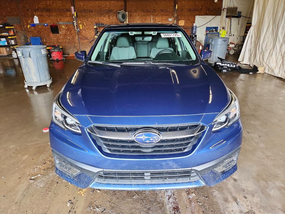 56601726 :رقم المزاد ، 4S3BWGN6XN3010151 vin ، 2022 Subaru Legacy مزاد بيع