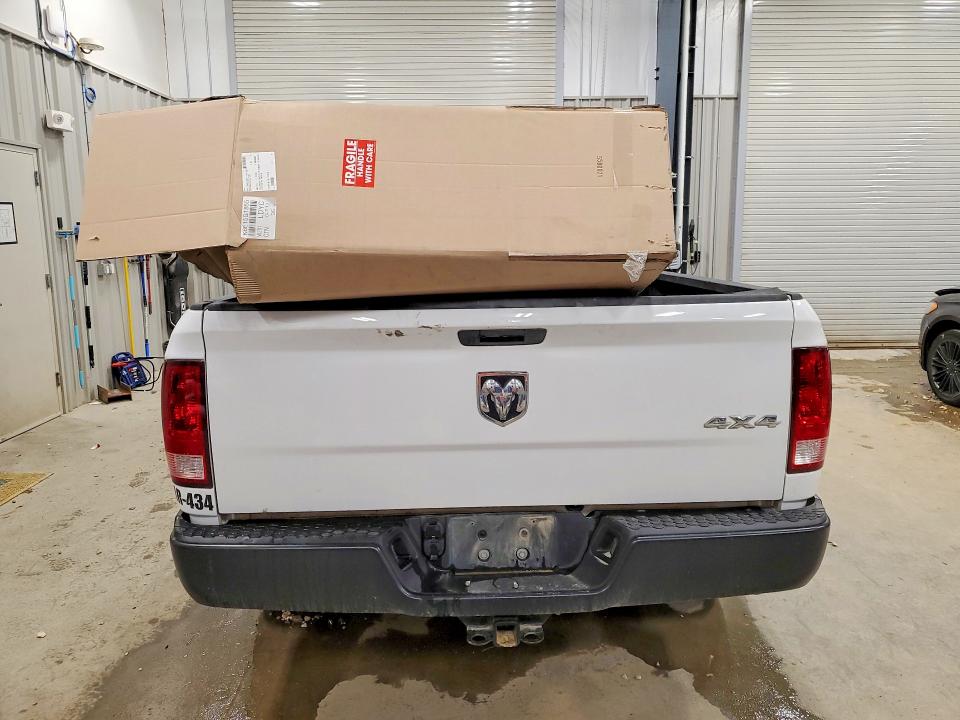 Продажа на аукционе авто 2024 Ram 1500 Classic, vin: 1C6RR7KT2RS189840, номер лота: 57770396