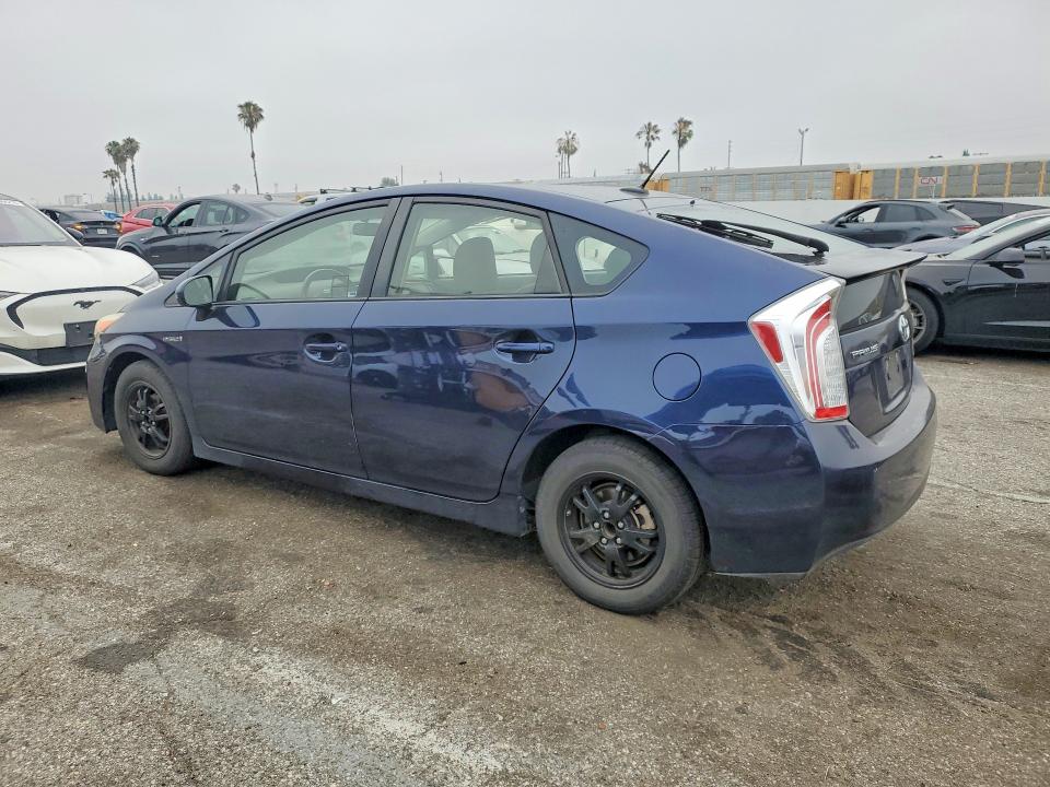 2015 Toyota Prius მანქანა იყიდება აუქციონზე, vin: JTDKN3DU8F0430070, აუქციონის ნომერი: 55648716