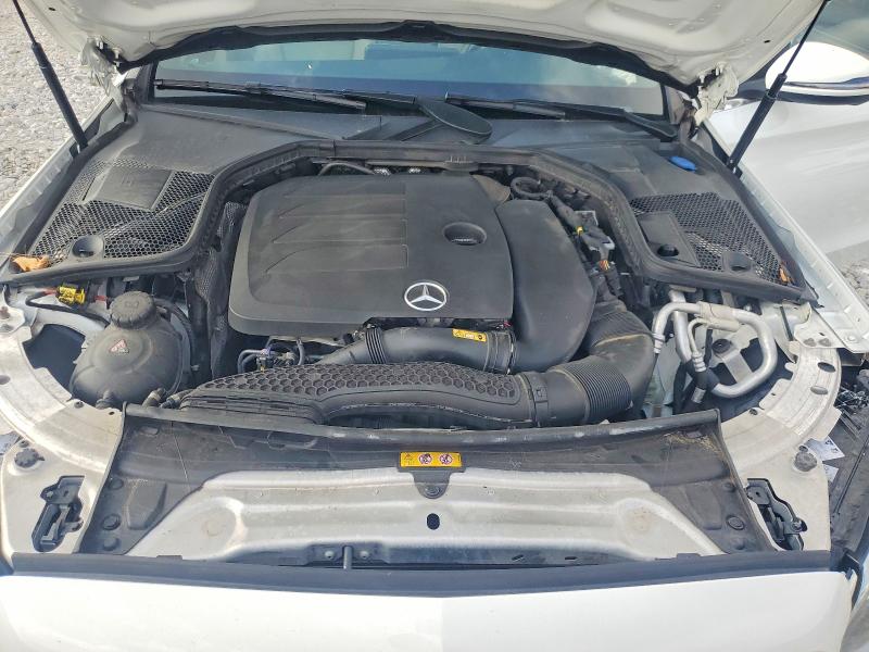 85965335 :رقم المزاد ، W1KWF8EB6MR611224 vin ، 2021 Mercedes-benz C مزاد بيع
