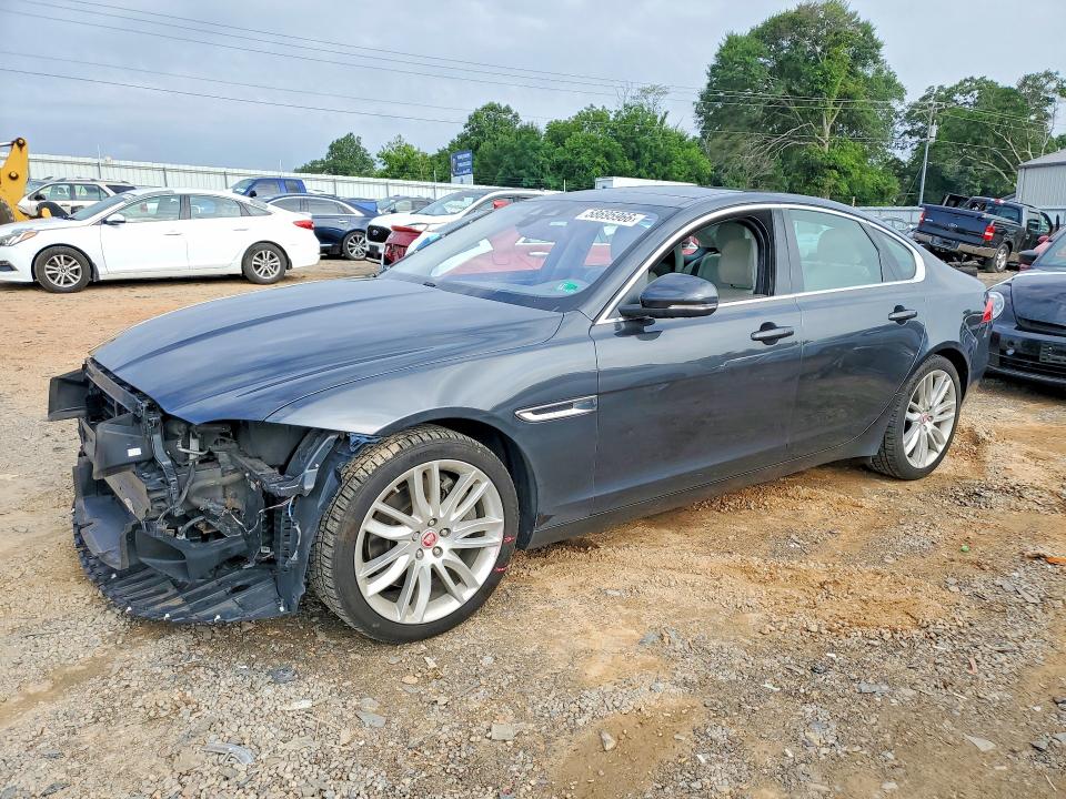 Aukcja sprzedaży 2018 Jaguar Xf, vin: SAJBK4EV4JCY55767, numer aukcji: 58695966