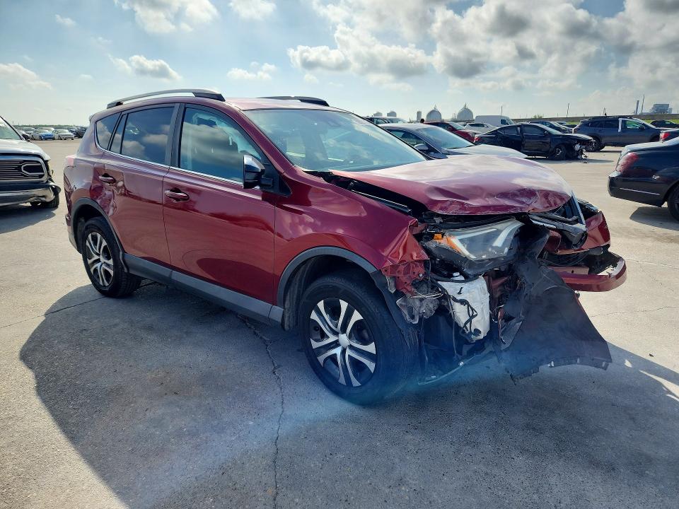 59021226 :رقم المزاد ، 2T3ZFREV9JW489221 vin ، 2018 Toyota Rav4 مزاد بيع