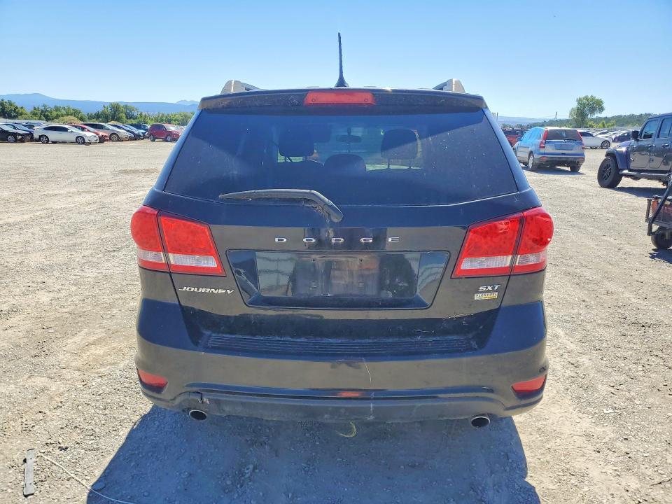 56691626 :رقم المزاد ، 3C4PDCBG6ET115498 vin ، 2014 Dodge Journey مزاد بيع