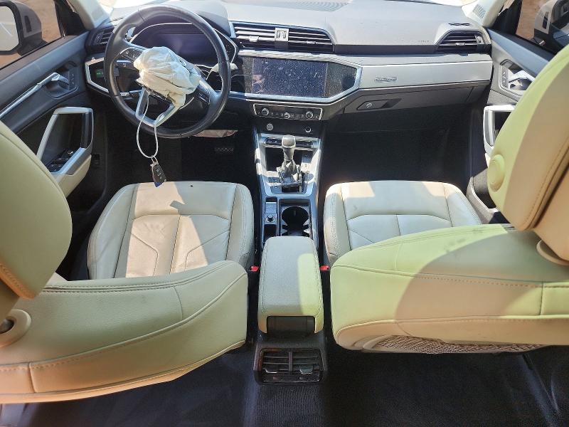 55453826 :رقم المزاد ، WA1DECF31L1102356 vin ، 2020 Audi Q3 مزاد بيع