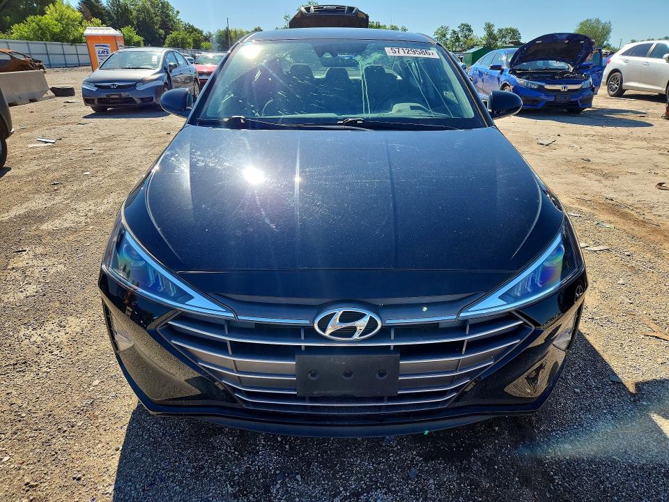 2020 Hyundai Elantra მანქანა იყიდება აუქციონზე, vin: 5NPD84LF7LH520432, აუქციონის ნომერი: 57129586