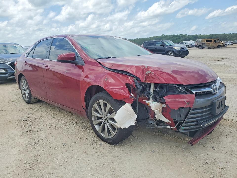 2015 Toyota Camry Hybrid მანქანა იყიდება აუქციონზე, vin: 4T1BD1FK3FU156560, აუქციონის ნომერი: 57083526