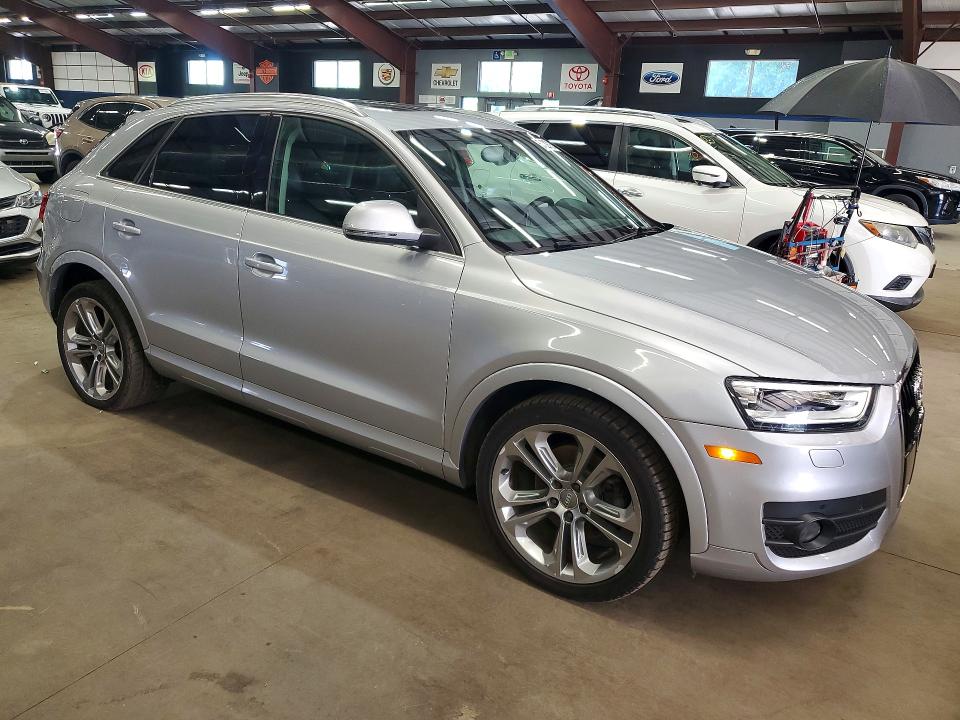 58329786 :رقم المزاد ، WA1GFCFSXFR010766 vin ، 2015 Audi Q3 مزاد بيع