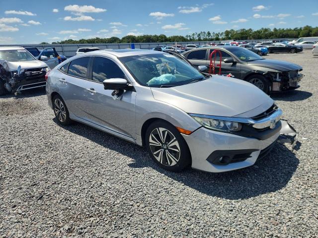 56425336 :رقم المزاد ، 19XFC1F30HE027601 vin ، 2017 Honda Civic مزاد بيع