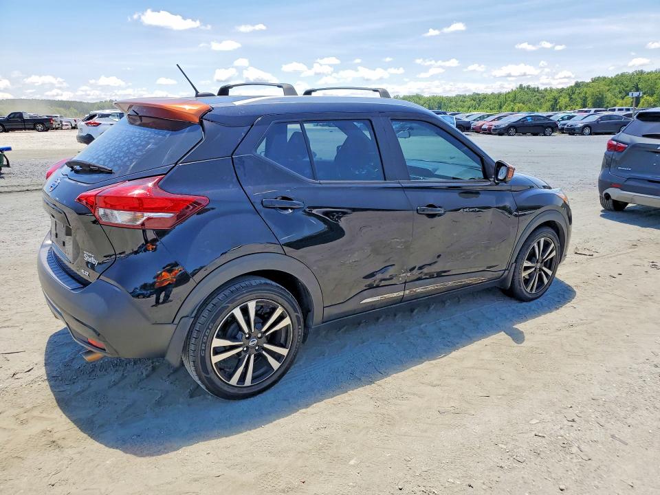 2019 Nissan Kicks მანქანა იყიდება აუქციონზე, vin: 3N1CP5CUXKL499550, აუქციონის ნომერი: 57726226