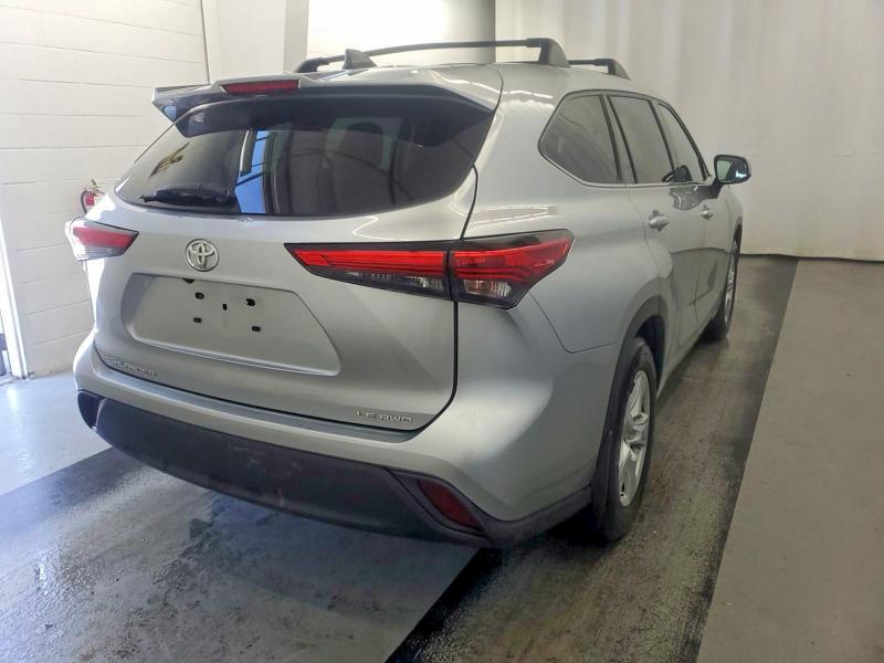 56471286 :رقم المزاد ، 5TDBZRBH9NS577099 vin ، 2022 Toyota Highlander مزاد بيع