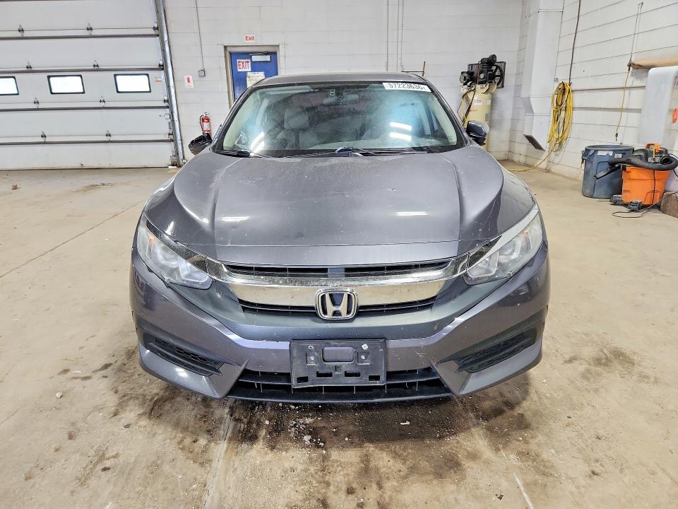 2018 Honda Civic მანქანა იყიდება აუქციონზე, vin: 2HGFC2F58JH504858, აუქციონის ნომერი: 57223636