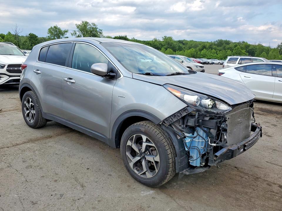 57541246 :رقم المزاد ، KNDPMCAC1L7831371 vin ، 2020 Kia Sportage مزاد بيع