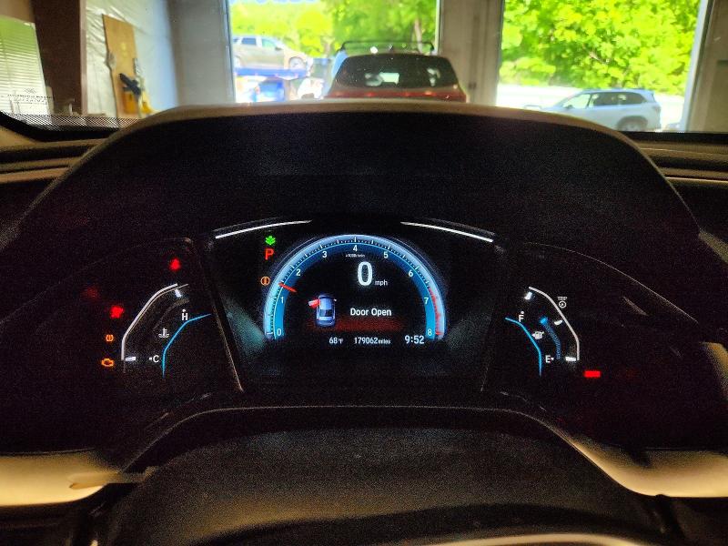 56041116 :رقم المزاد ، 19XFC2F73GE027759 vin ، 2016 Honda Civic مزاد بيع