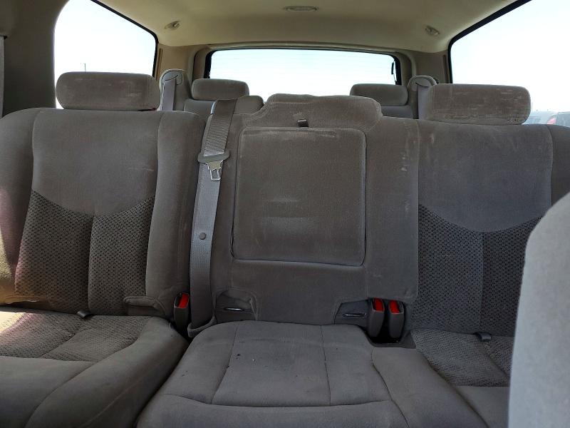2006 Chevrolet Suburban მანქანა იყიდება აუქციონზე, vin: 3GNGK26G06G130705, აუქციონის ნომერი: 58798136