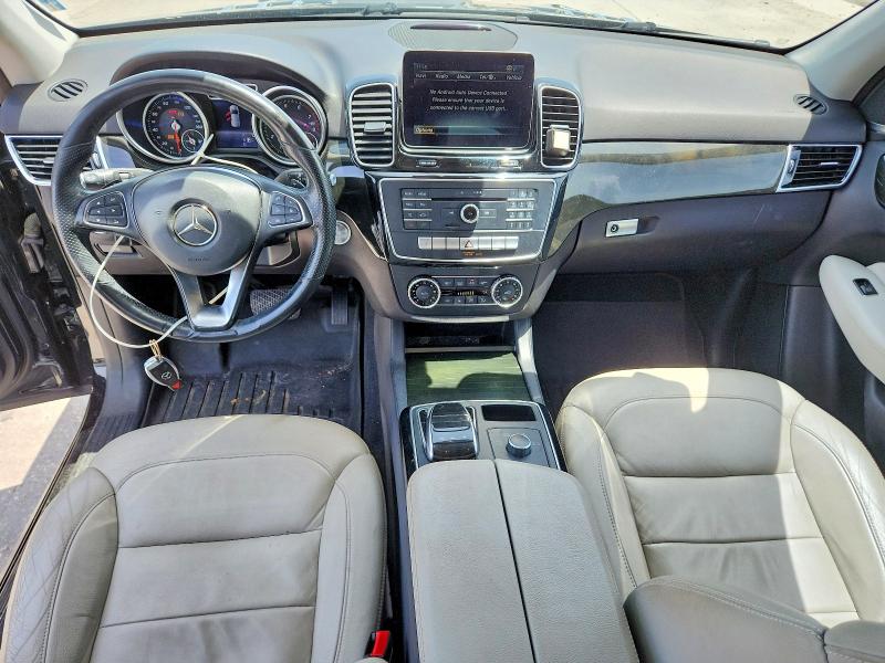 55432906 :رقم المزاد ، 4JGDA5JB1HA833531 vin ، 2017 Mercedes-benz Gle مزاد بيع