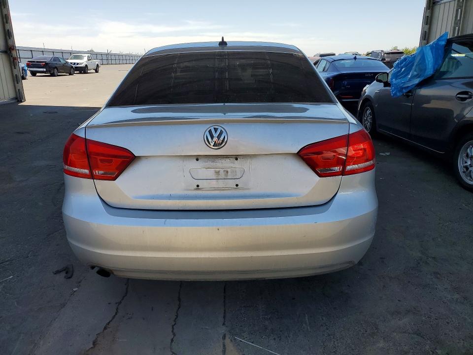 55941236 :رقم المزاد ، 1VWAS7A3XEC105728 vin ، 2014 Volkswagen Passat مزاد بيع