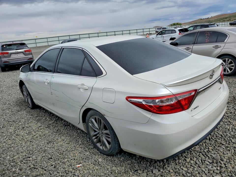 55594016 :رقم المزاد ، 4T1BF1FK5GU247440 vin ، 2016 Toyota Camry مزاد بيع
