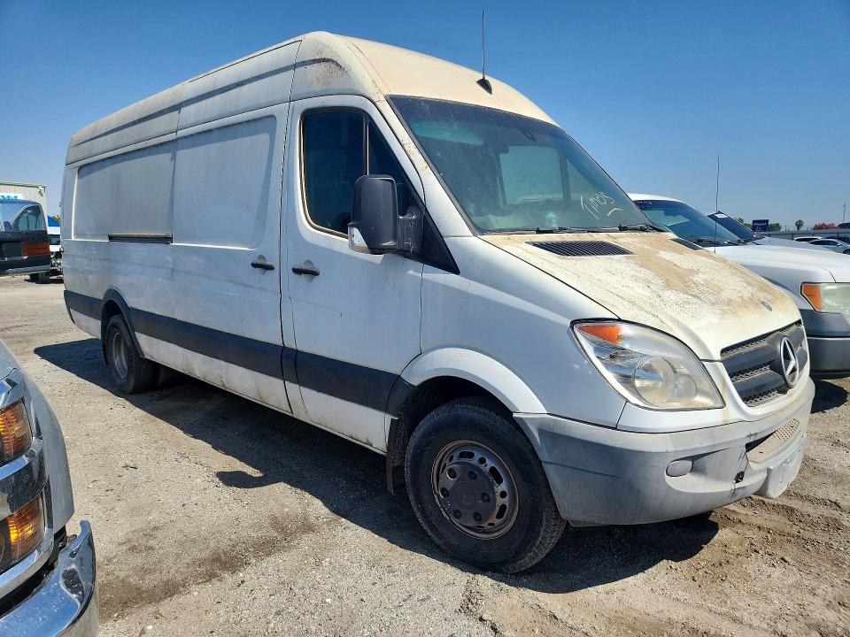 53405526 :رقم المزاد ، WD3PF1CC1C5670960 vin ، 2012 Mercedes Benz Sprinter مزاد بيع
