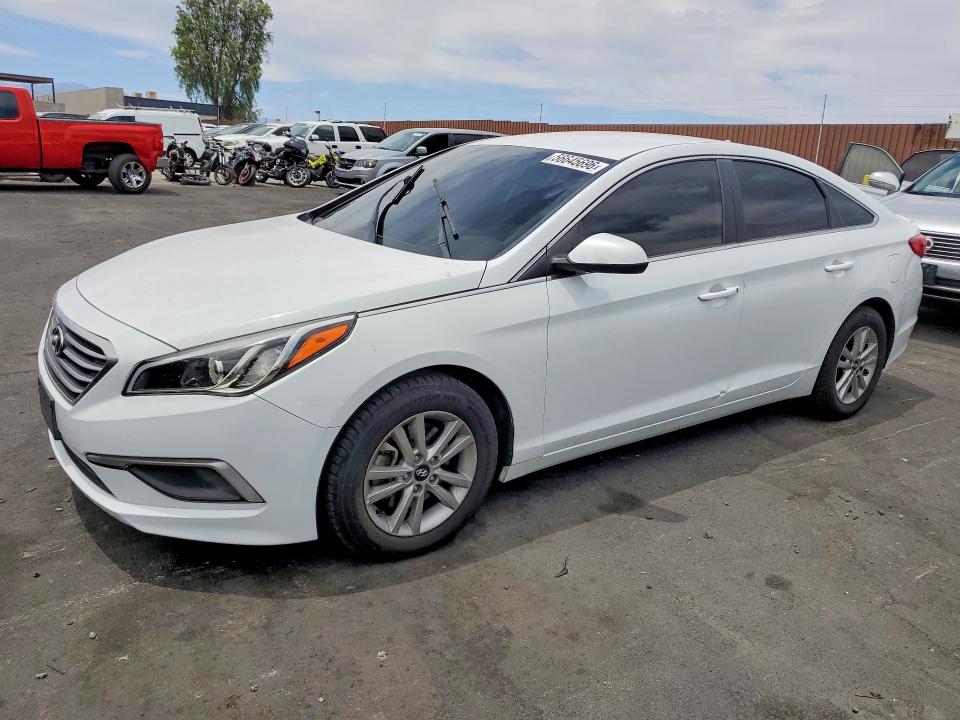 56645696 :رقم المزاد ، 5NPE24AF5HH572643 vin ، 2017 Hyundai Sonata مزاد بيع