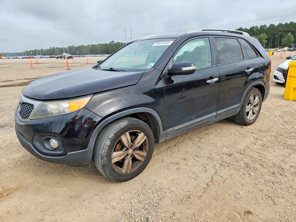 2013 Kia Sorento მანქანა იყიდება აუქციონზე, vin: 5XYKU3A24DG317987, აუქციონის ნომერი: 58628636