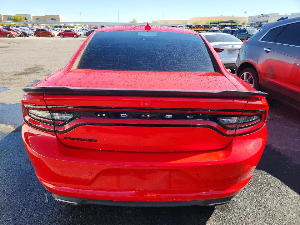 55360996 :رقم المزاد ، 2C3CDXHG1JH230045 vin ، 2018 Dodge Charger مزاد بيع