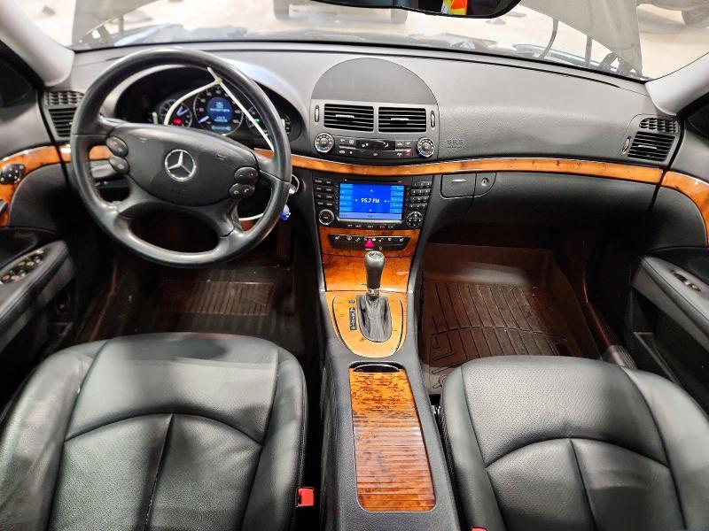 57367546 :رقم المزاد ، WDBUF56X28B356868 vin ، 2008 Mercedes-benz E مزاد بيع