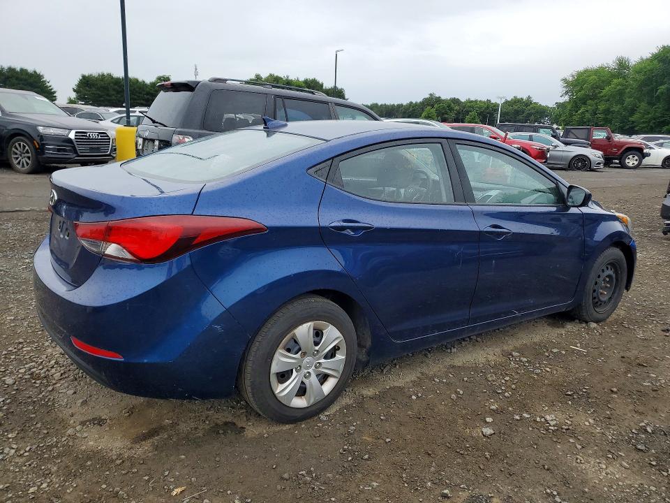 Продажа на аукционе авто 2016 Hyundai Elantra, vin: 5NPDH4AE7GH681802, номер лота: 58074126
