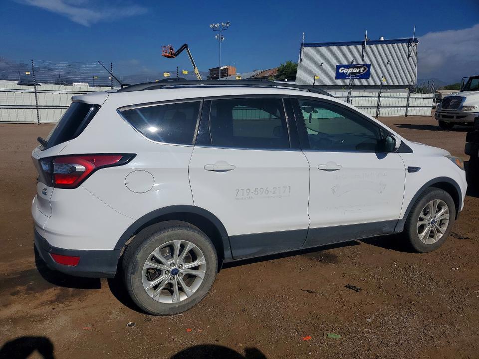 56269016 :رقم المزاد ، 1FMCU9G92HUE08414 vin ، 2017 Ford Escape مزاد بيع