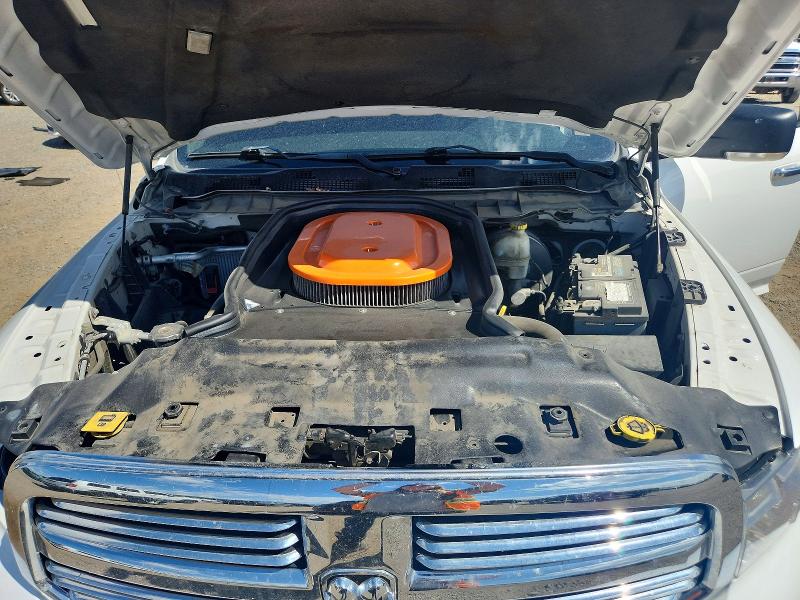 57570116 :رقم المزاد ، 1C6RR7LT4FS552357 vin ، 2015 Ram 1500 مزاد بيع