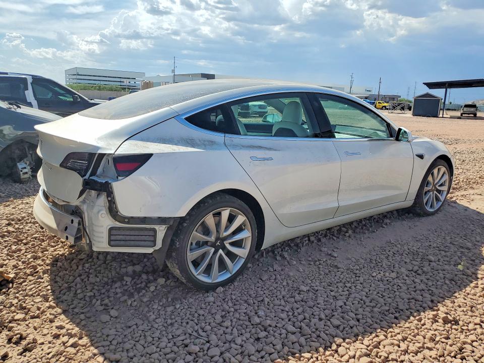 57592156 :رقم المزاد ، 5YJ3E1EA8LF806616 vin ، 2020 Tesla Model 3 مزاد بيع
