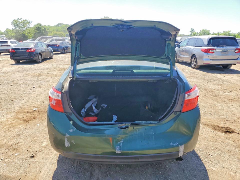 55751996 :رقم المزاد ، 2T1BURHE4FC331759 vin ، 2015 Toyota Corolla مزاد بيع